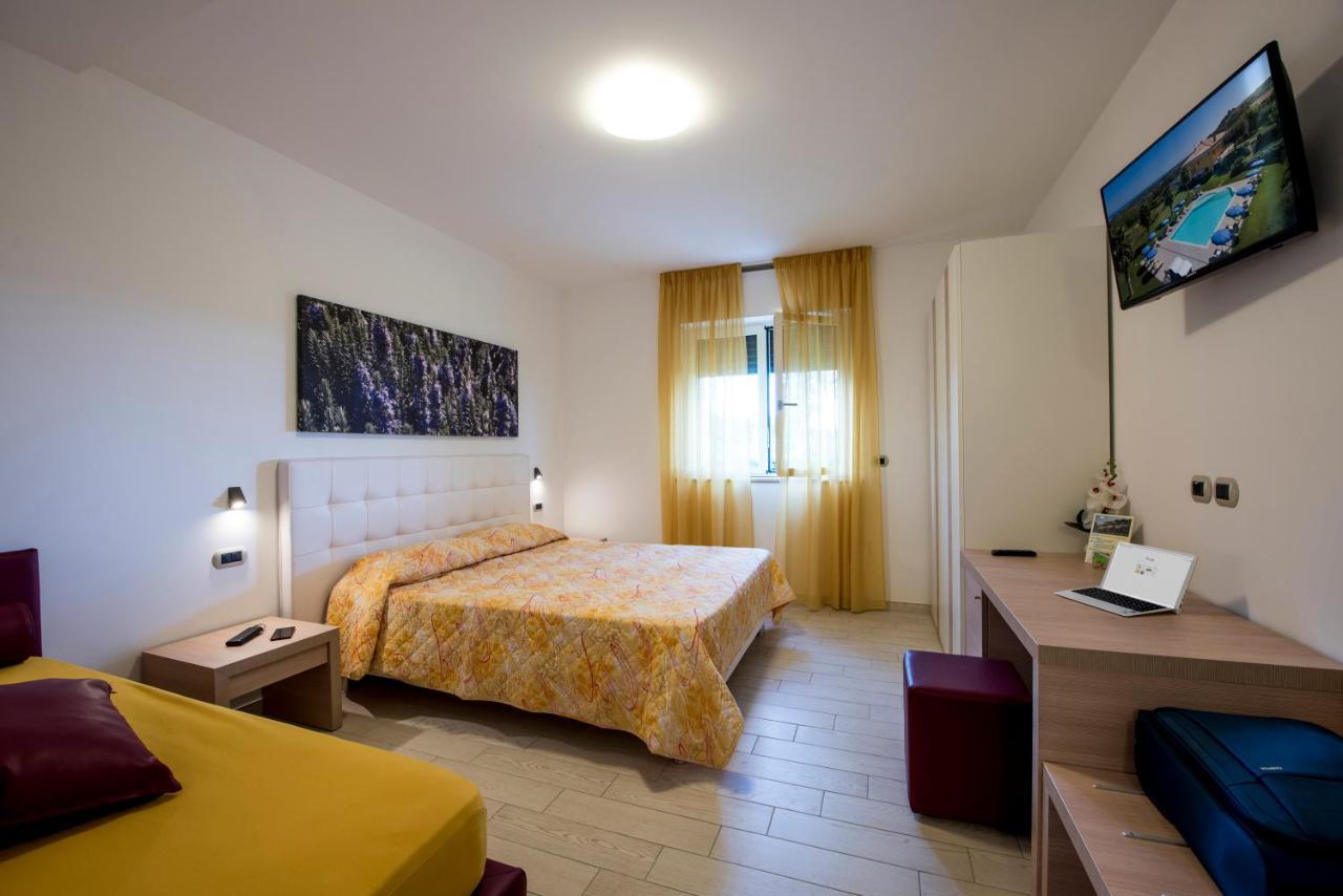 Bed and Breakfast Il Giardino Sul Mare Martinsicuro Esterno foto