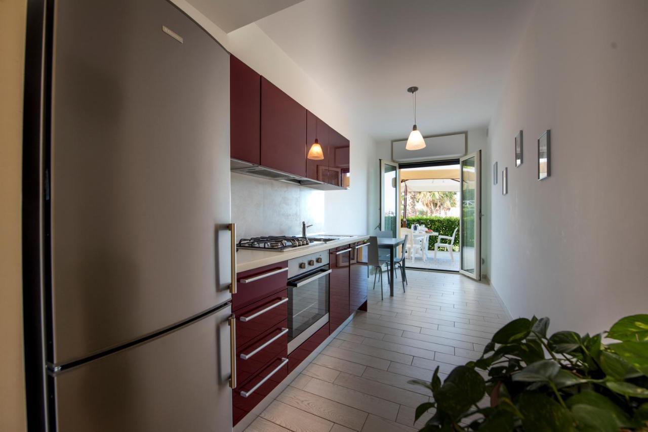 Bed and Breakfast Il Giardino Sul Mare Martinsicuro Esterno foto